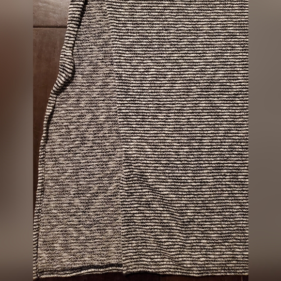 Banana Republic Black White Striped Sleeveless Racerback Maxi - Picture 2 of 3